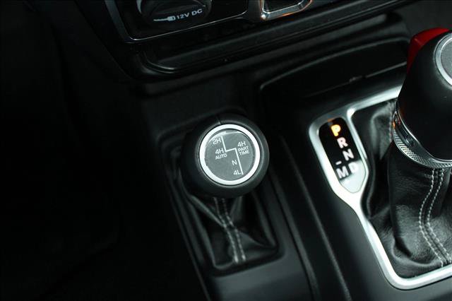Used 2021 Jeep Wrangler Unlimited Sahara AWD/4WD image 29
