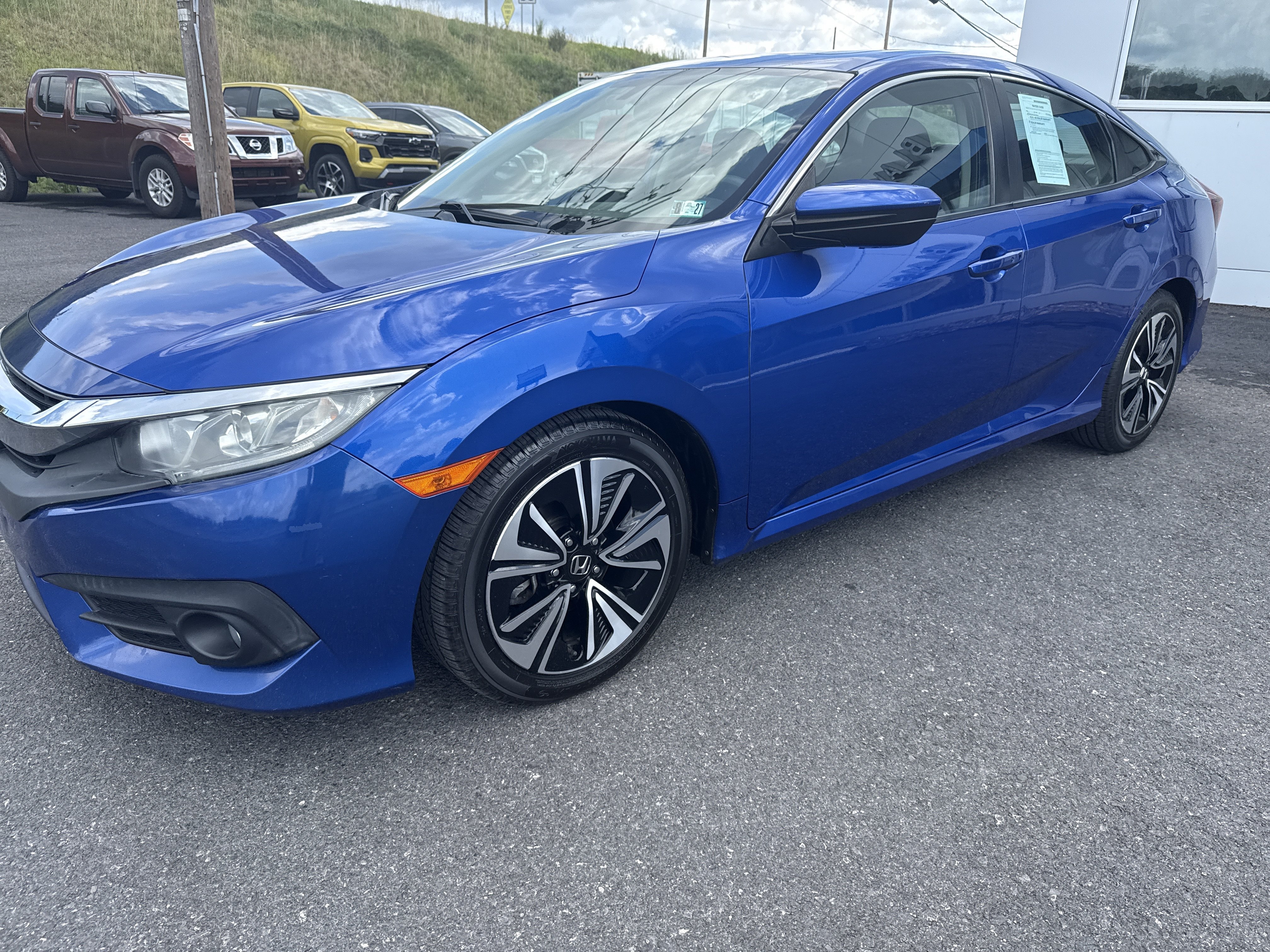 Used 2016 Honda Civic EX-T image 7