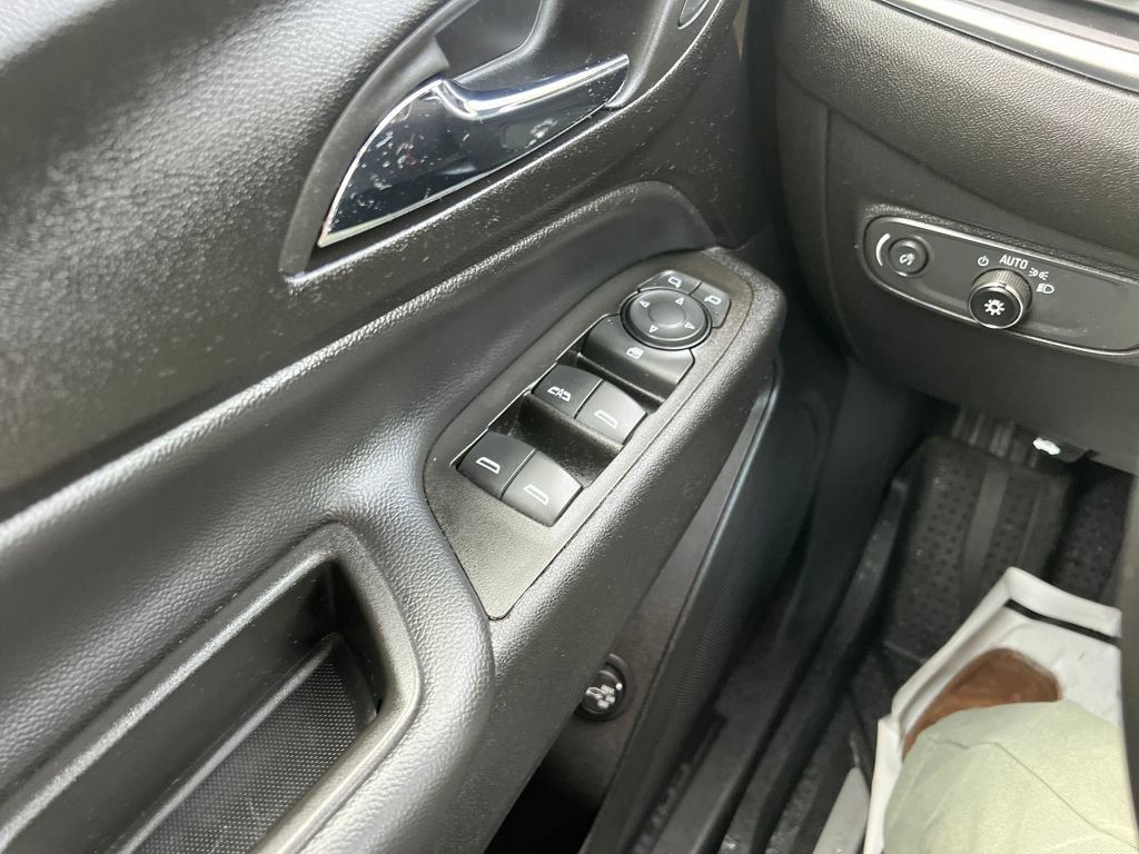 Used 2024 Chevrolet Equinox LT w/ LPO, Floor Liner Package image 11