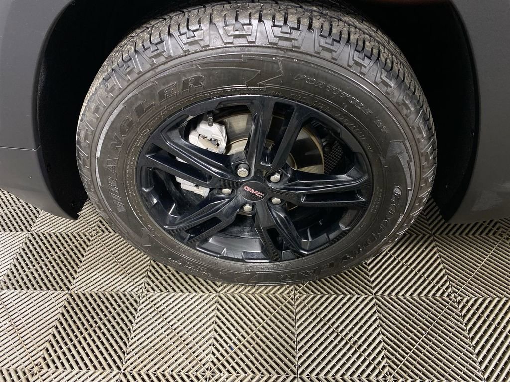 Certified 2023 GMC Terrain AT4 w/ Infotainment Package II image 10