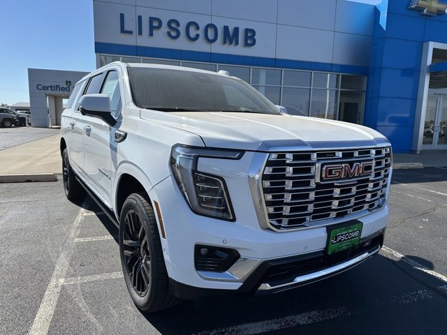 New 2026 GMC Yukon XL Denali w/ Sun & Power Step Package