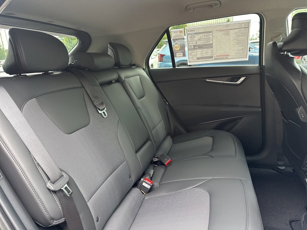 New 2025 Kia Niro Wind w/ Wind Preserve Package image 17