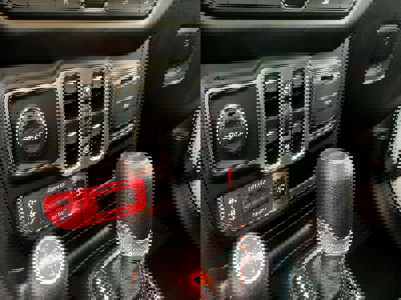 Used 2023 Jeep Wrangler Unlimited Rubicon 4xe image 27