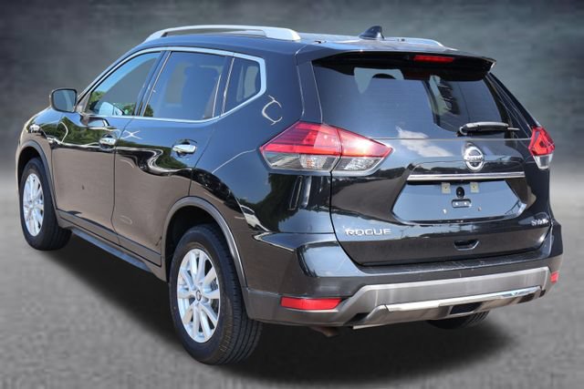 Used 2017 Nissan Rogue SV AWD/4WD image 18