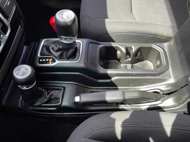 Used 2023 Jeep Wrangler Unlimited AWD/4WD image 19