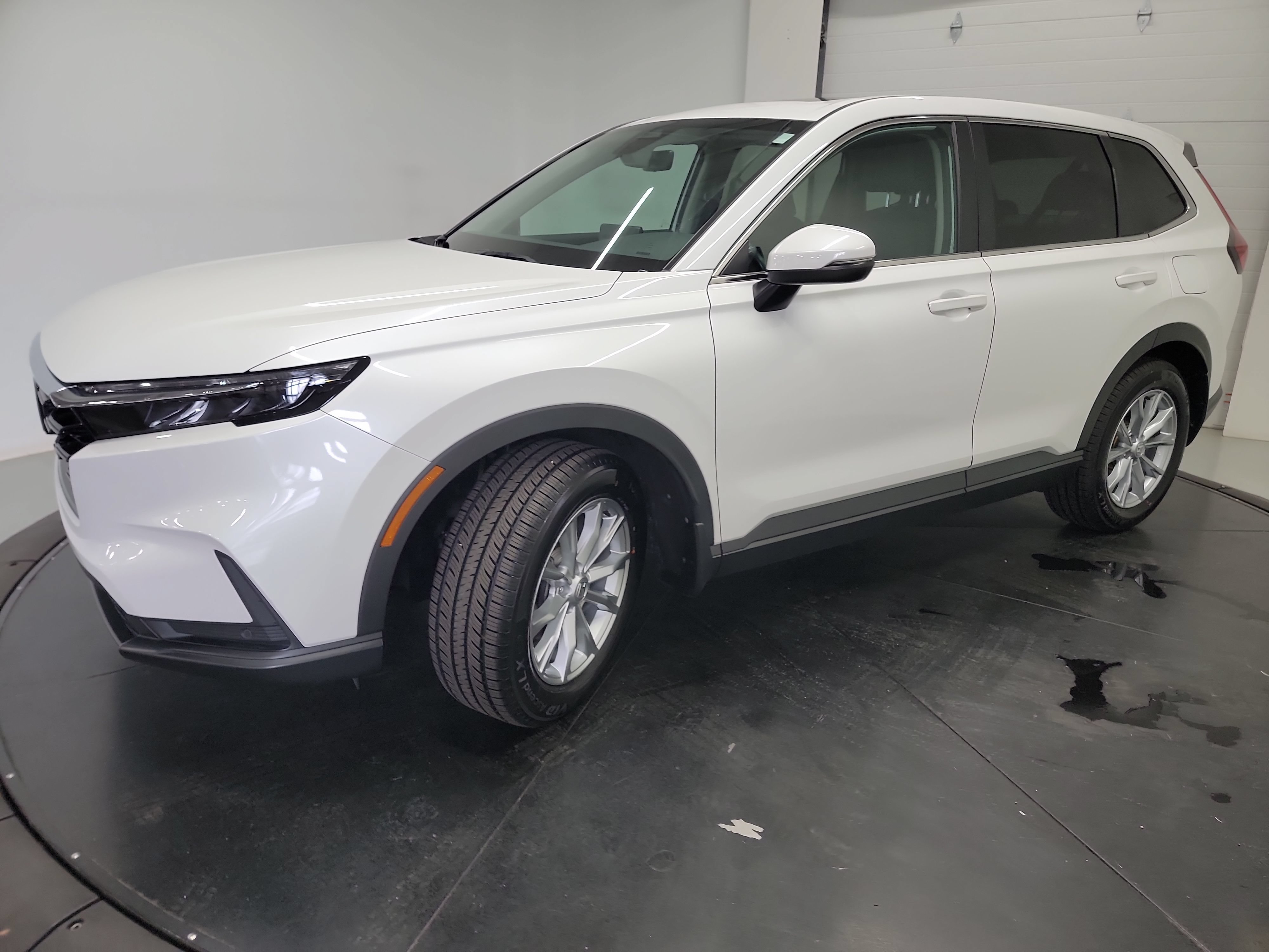 Used 2024 Honda CR-V EX-L image 3
