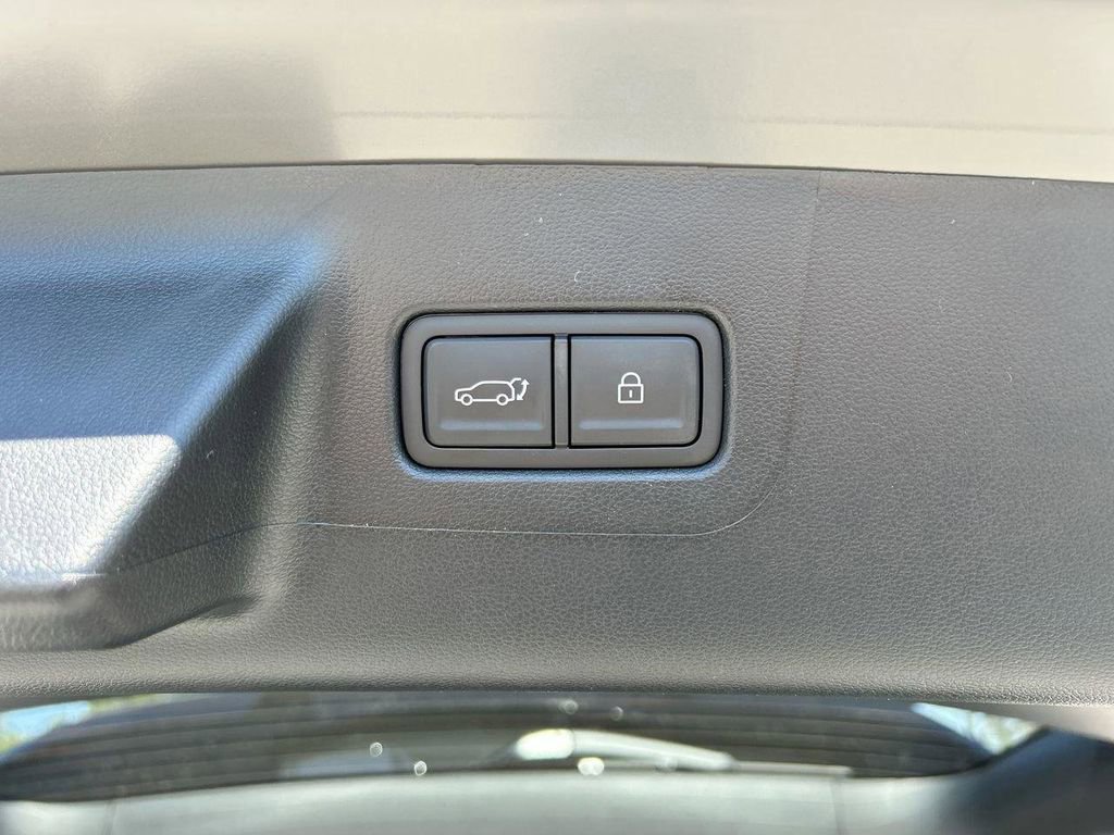 New 2026 Hyundai Santa Fe SE image 16