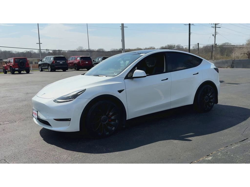 Used 2022 Tesla Model Y Performance image 4