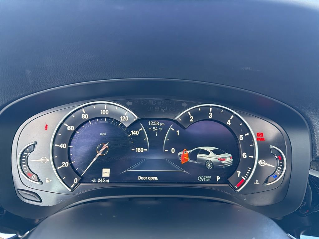 Used 2019 BMW 540i w/ Convenience Package RWD image 18