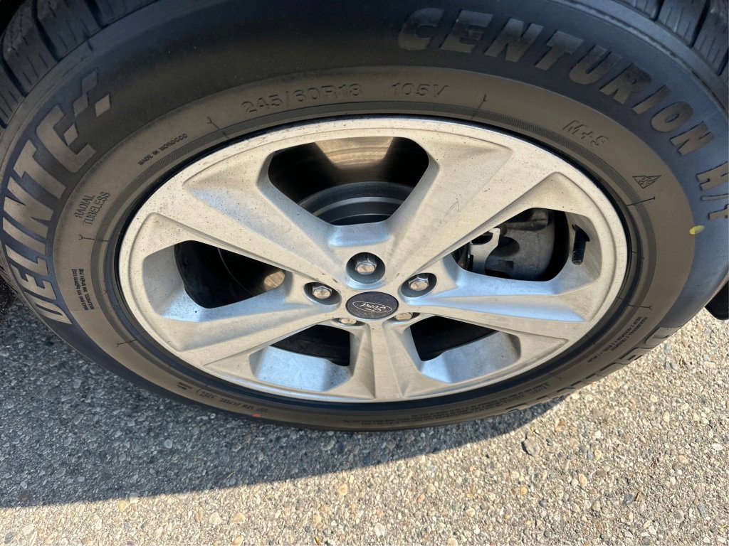 Used 2018 Ford Edge SE AWD/4WD image 17