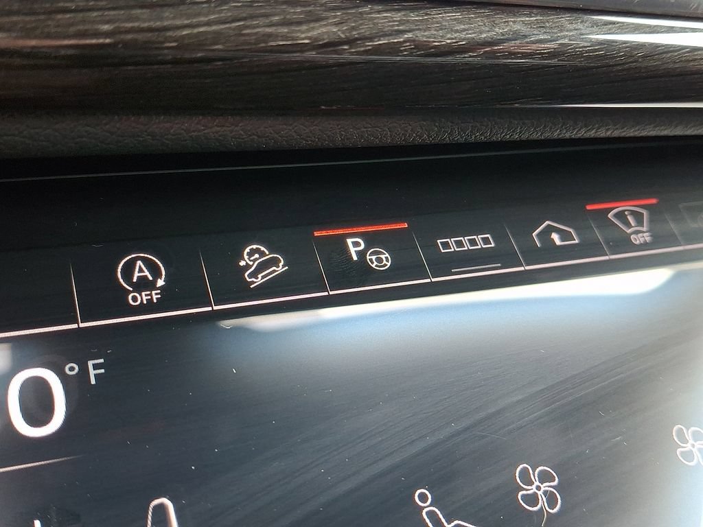 Used 2024 Audi Q7 3.0T Prestige AWD/4WD image 29