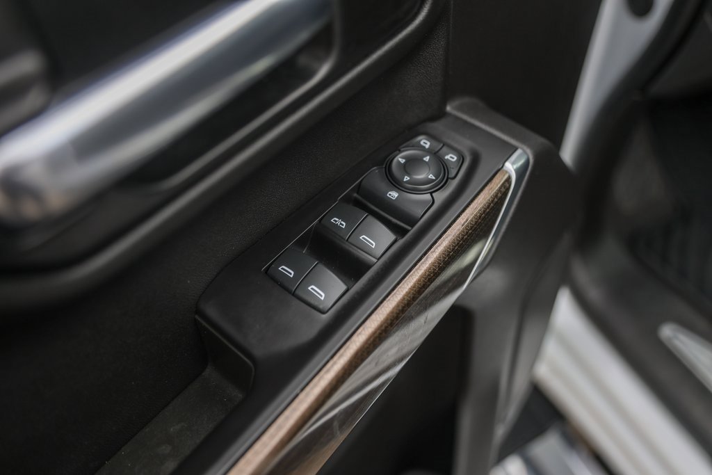 Used 2021 Chevrolet Silverado 1500 LT w/ Z71 Off-Road Package image 23