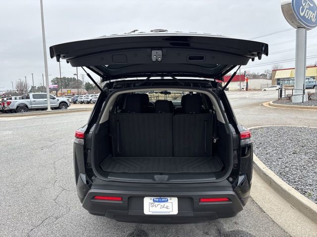 Used 2024 Nissan Pathfinder SV image 29