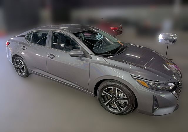 Used 2025 Nissan Sentra SV FWD image 3
