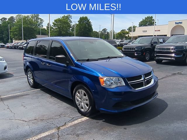 Used 2020 Dodge Grand Caravan SE w/ UConnect Hands-Free Group FWD image 7