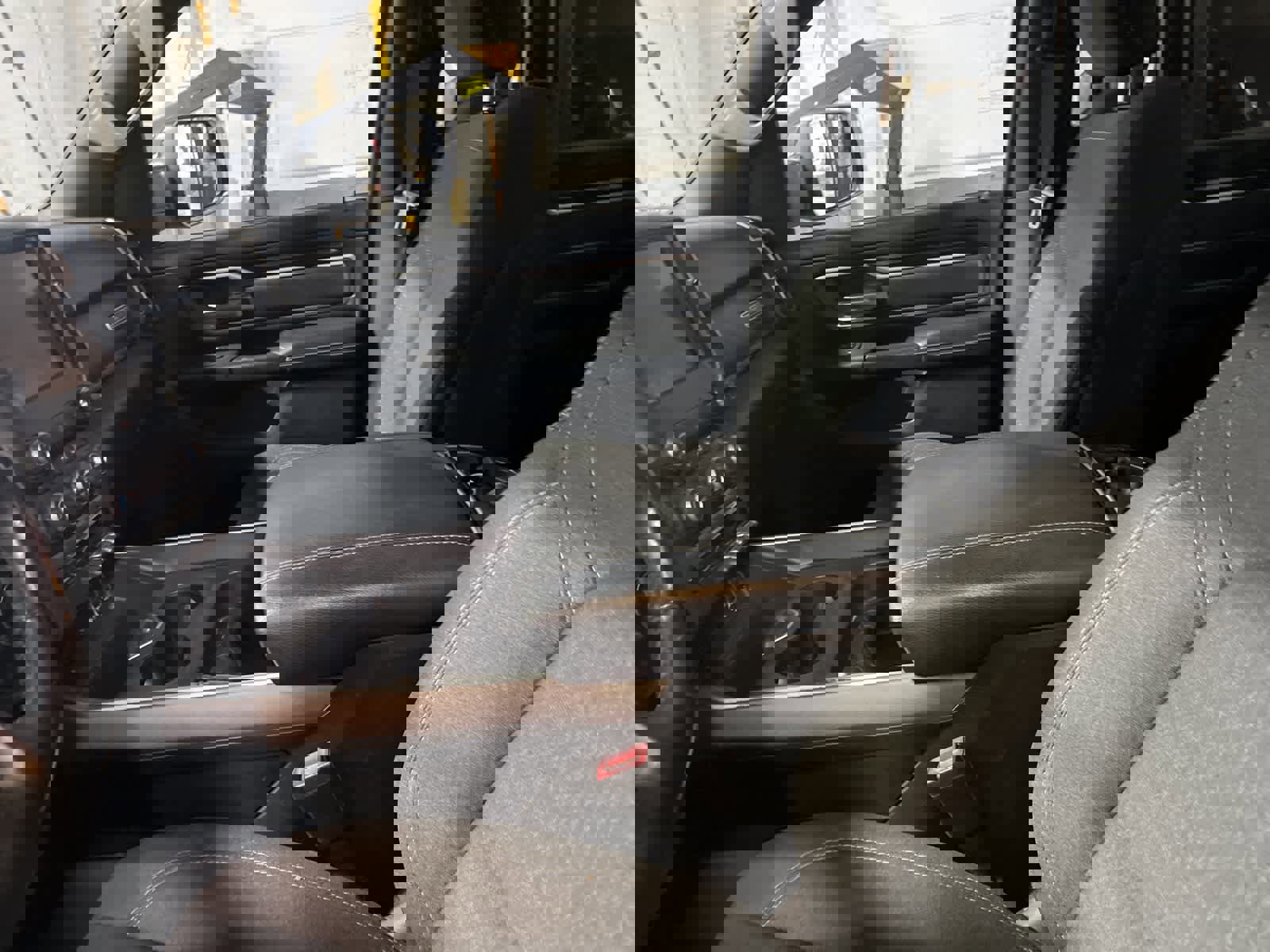 Used 2019 RAM 1500 Big Horn image 24