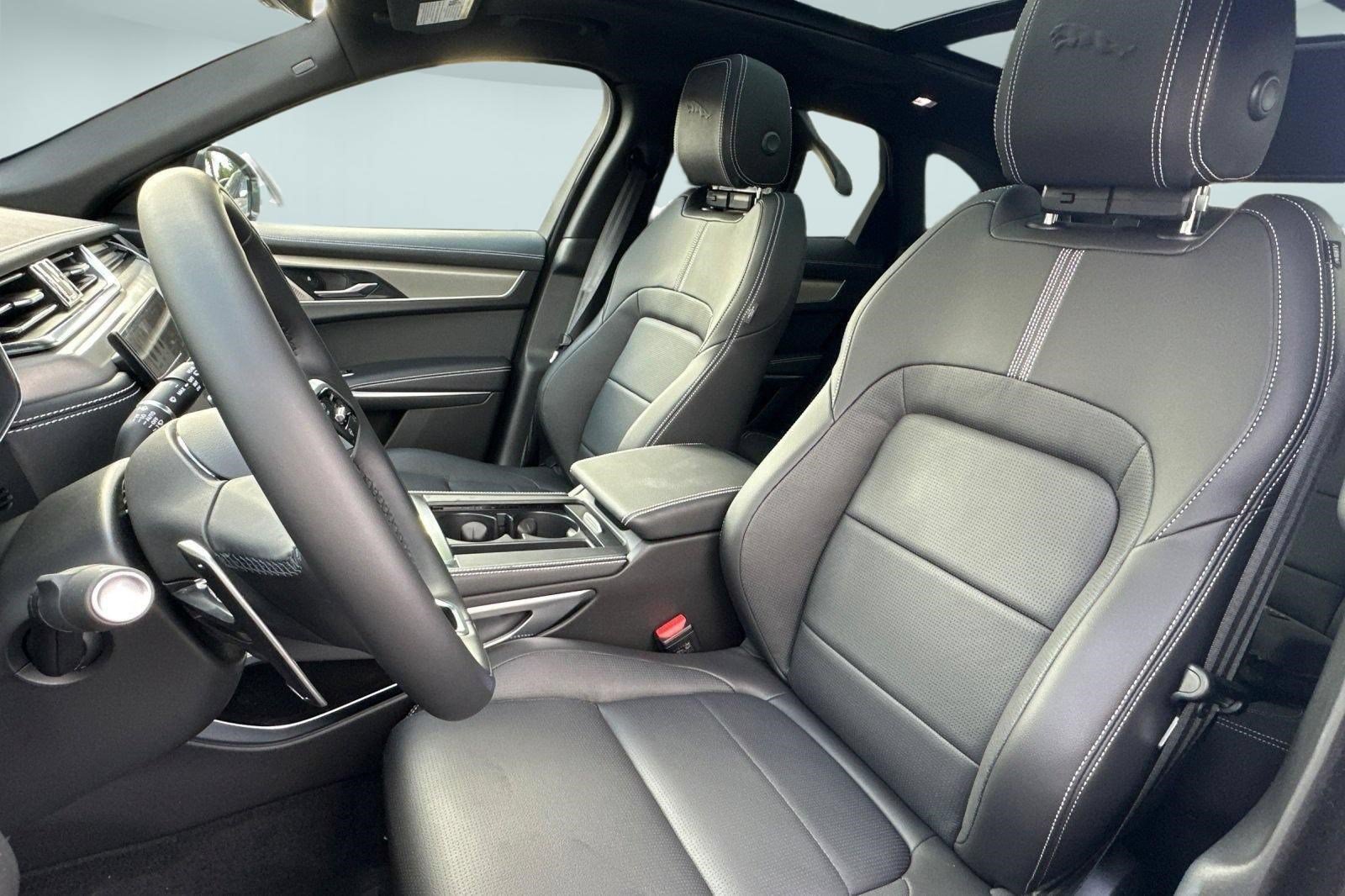 New 2026 Jaguar F-PACE R-Dynamic S AWD/4WD image 5