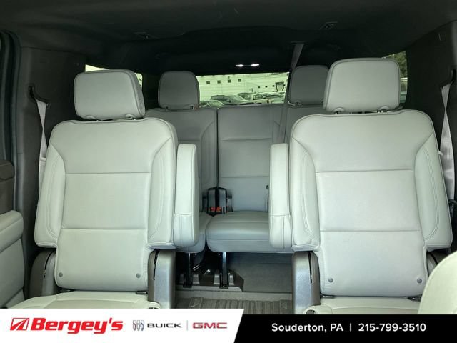 Certified 2022 GMC Yukon XL SLT w/ SLT Premium Package AWD/4WD image 25