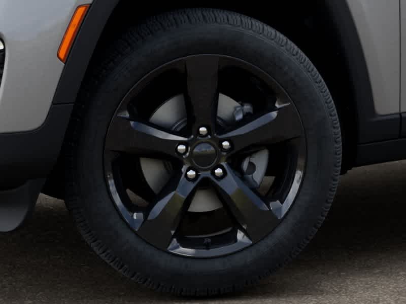 New 2025 Jeep Grand Cherokee Limited w/ Black Appearance Package AWD/4WD image 8