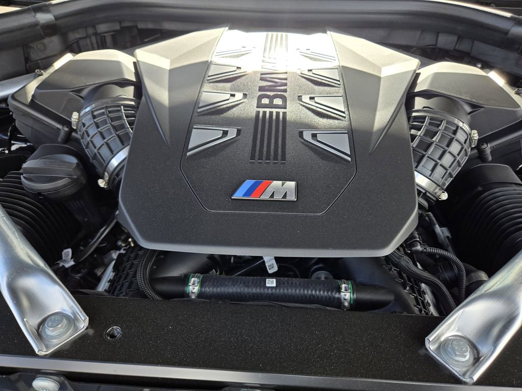 New 2026 BMW X5 M60i w/ Executive Package image 32