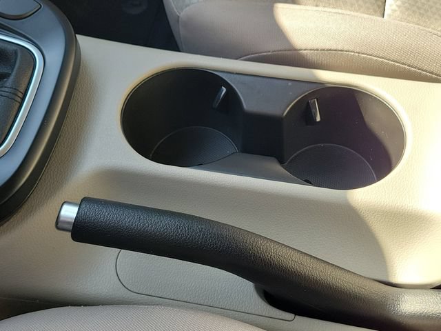 Used 2025 Kia Soul LX w/ LX Technology Package FWD image 31