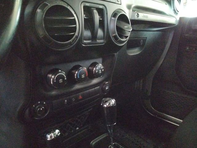 Used 2018 Jeep Wrangler Willys Wheeler image 29