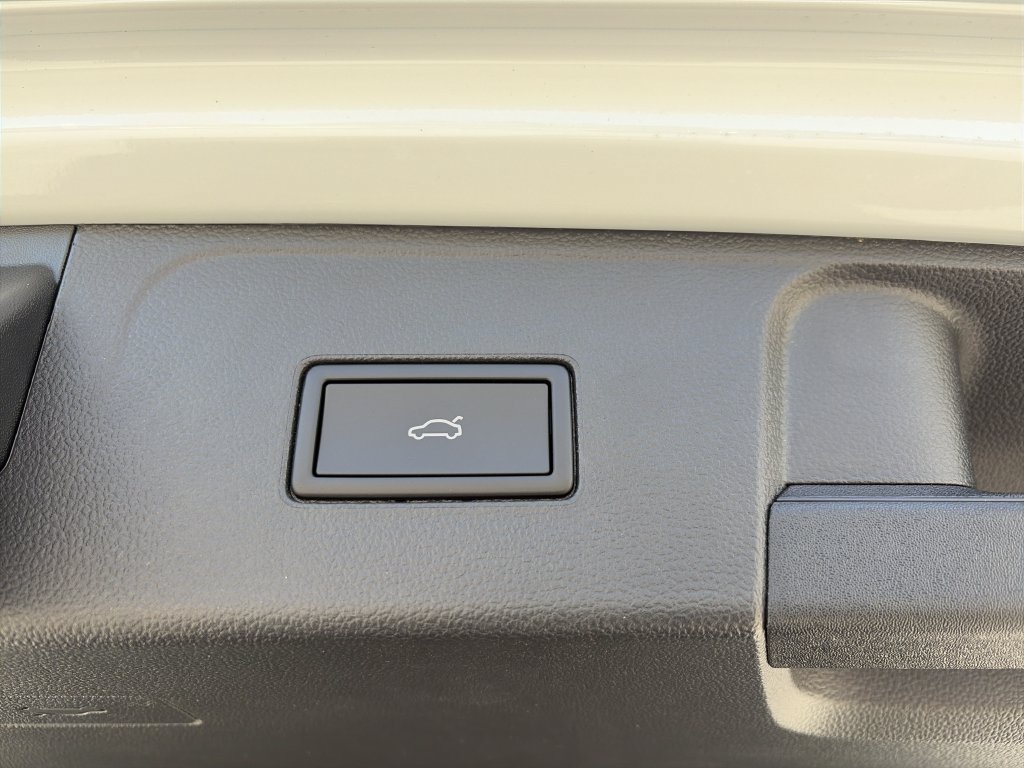 New 2026 Volkswagen Atlas Peak Edition AWD/4WD image 20