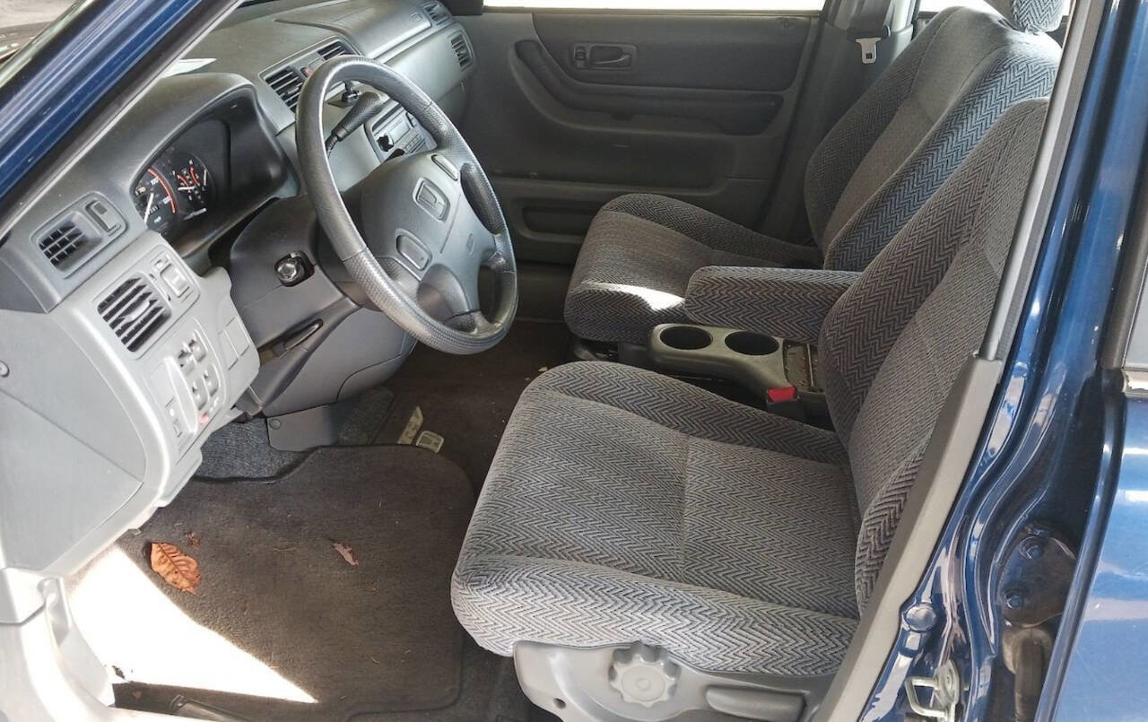 Used 1998 Honda CR-V LX image 2