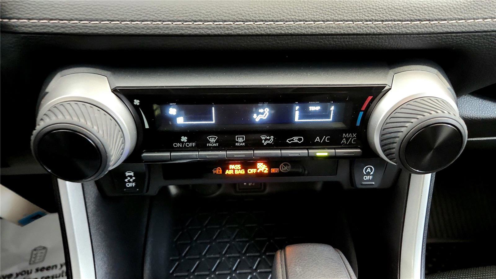 Certified 2024 Toyota RAV4 LE image 30