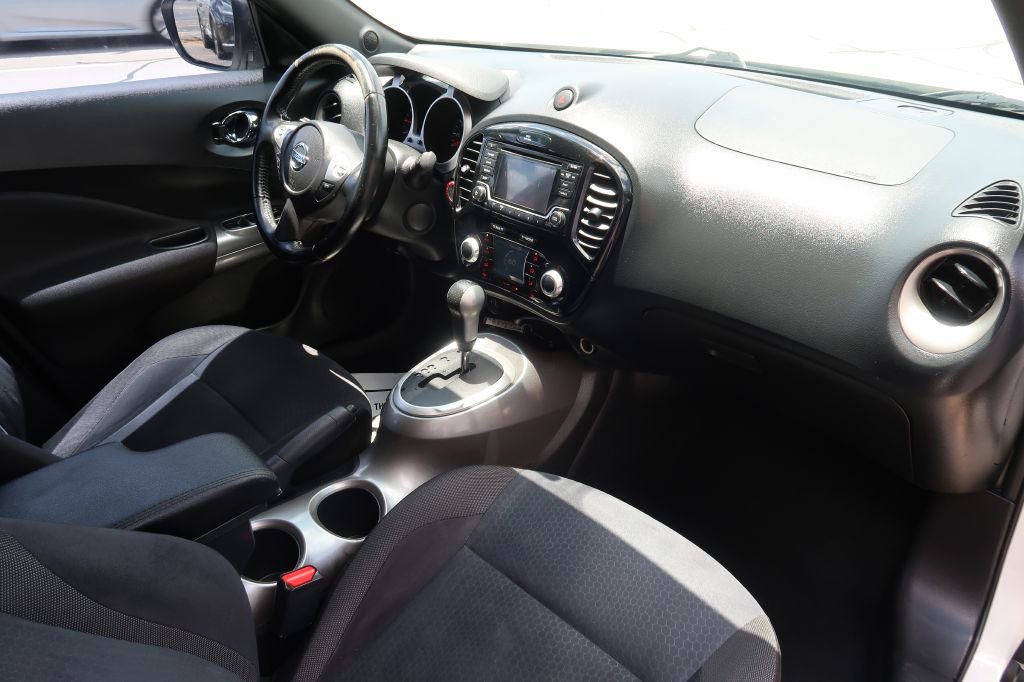 Used 2016 Nissan Juke SV FWD image 10