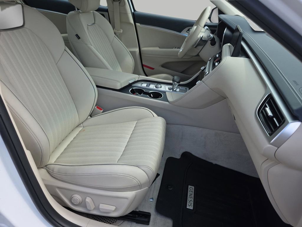 New 2026 Genesis G70 2.5T Prestige RWD image 28