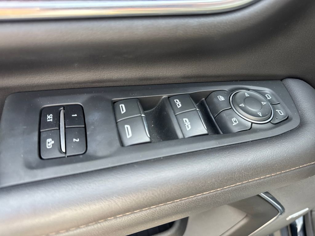 Used 2021 Chevrolet Tahoe High Country image 18