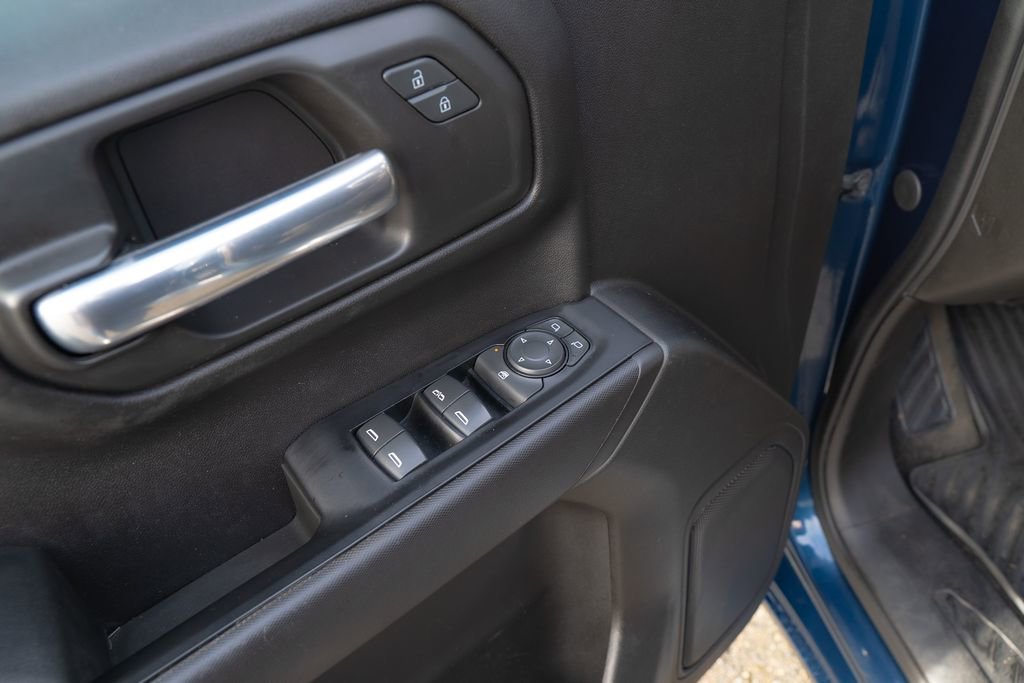 Used 2019 Chevrolet Silverado 1500 Custom Trail Boss image 18