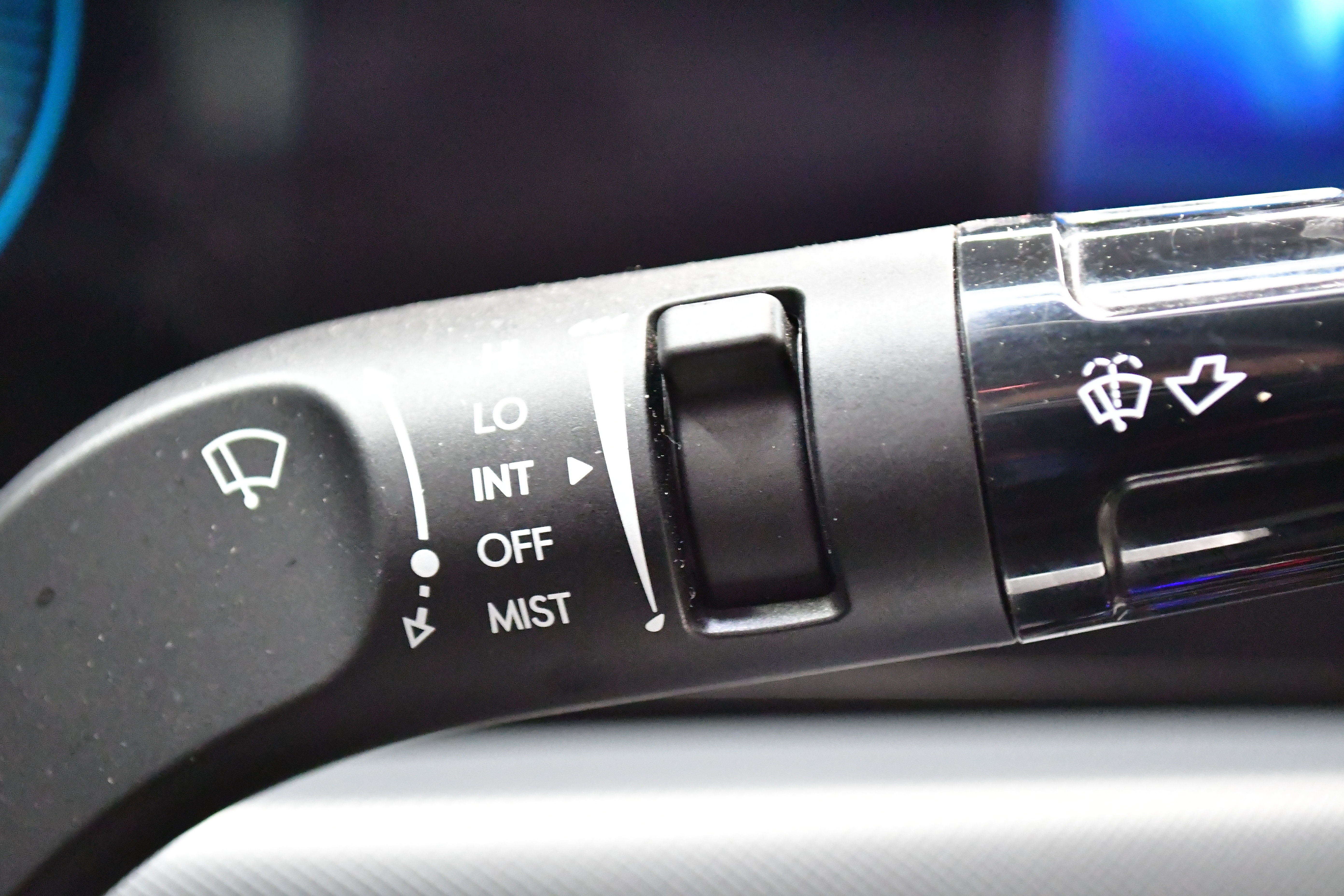 Used 2025 Hyundai Sonata SEL FWD image 19