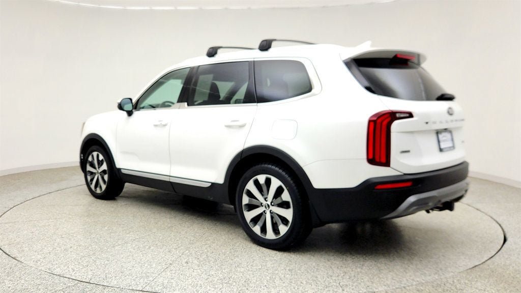 Used 2020 Kia Telluride EX w/ EX Premium Package AWD/4WD image 7