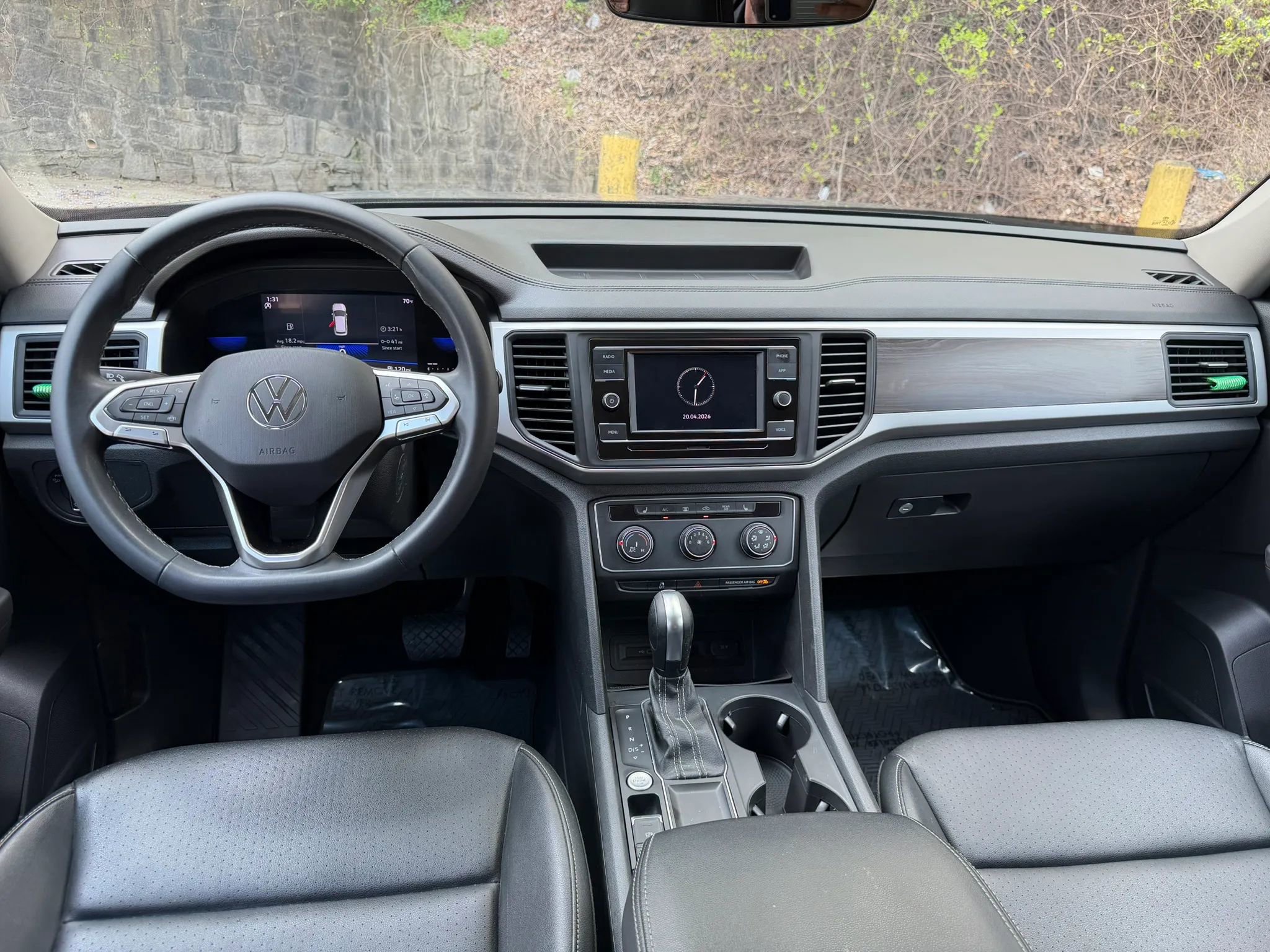 Used 2022 Volkswagen Atlas SE FWD image 16