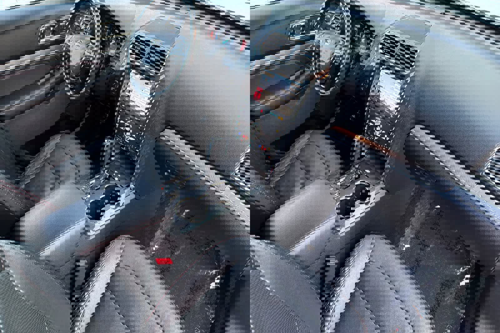 Used 2019 Ford Explorer Sport image 19