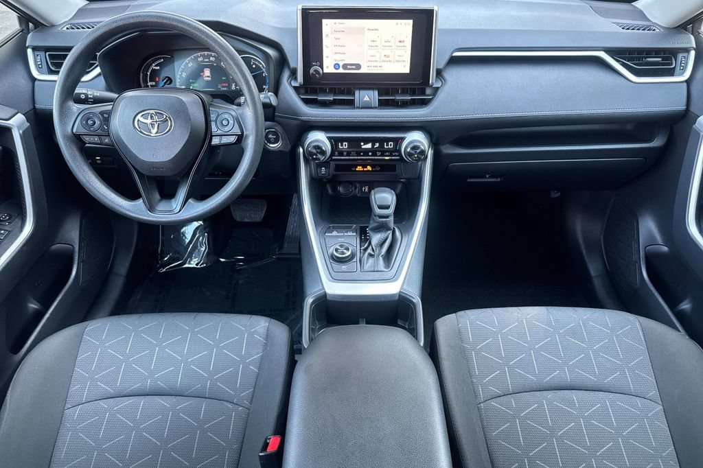 Certified 2025 Toyota RAV4 XLE AWD/4WD image 12