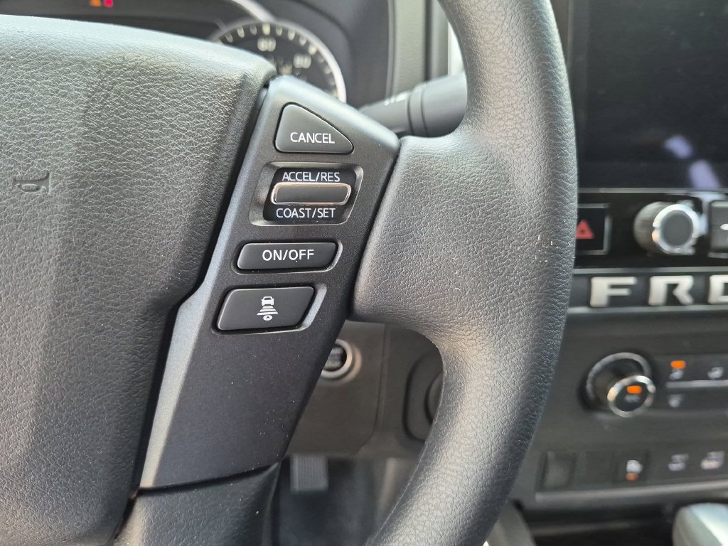Used 2025 Nissan Frontier SV RWD image 23