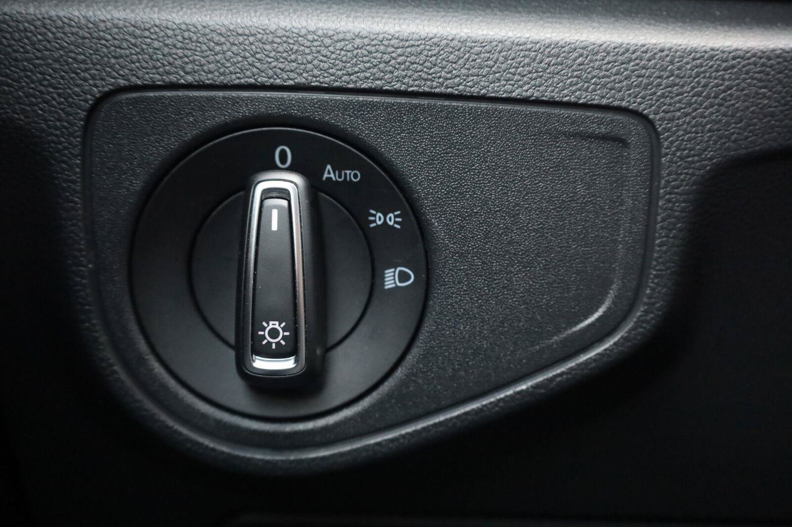 Used 2019 Volkswagen Atlas S FWD image 32