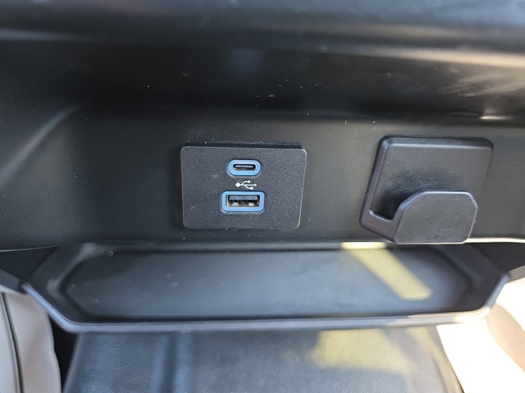 Used 2022 Ford F150 XLT image 28