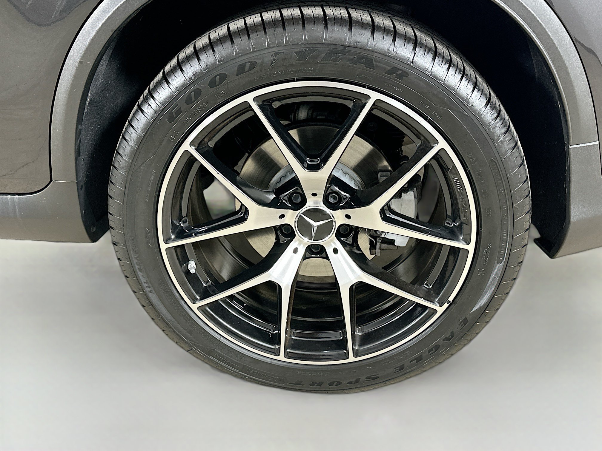 Certified 2021 Mercedes-Benz GLC 43 AMG 4MATIC image 38
