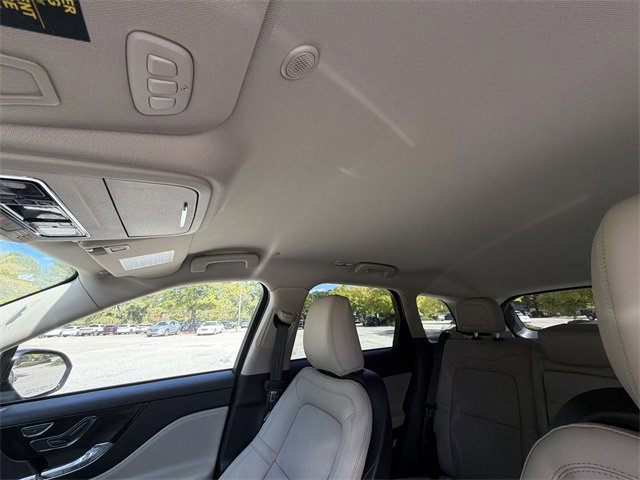 New 2026 Lincoln Corsair Reserve w/ Jet Appearance Package image 22