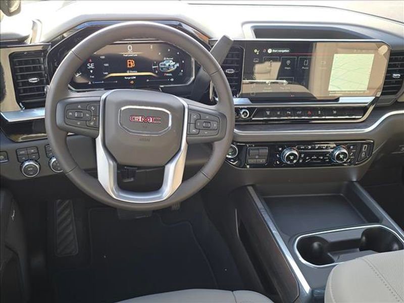 New 2026 GMC Sierra 2500 SLT w/ SLT Premium Package image 9