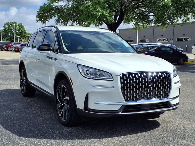 New 2026 Lincoln Corsair Reserve image 4