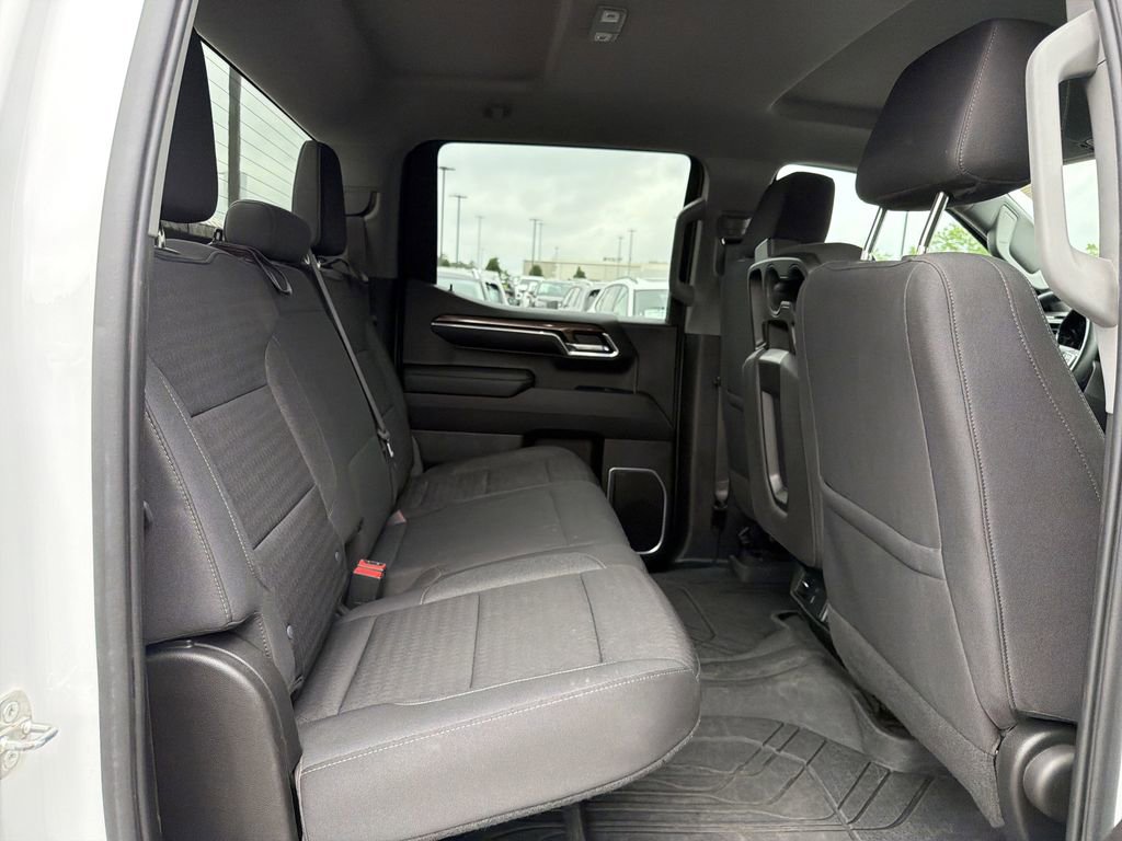 Used 2023 Chevrolet Silverado 1500 LT w/ Protection Package AWD/4WD image 15