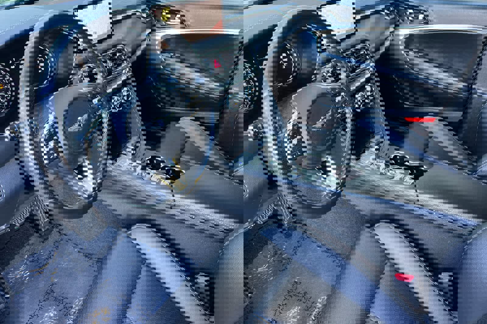 Used 2022 Genesis G70 2.0T image 11