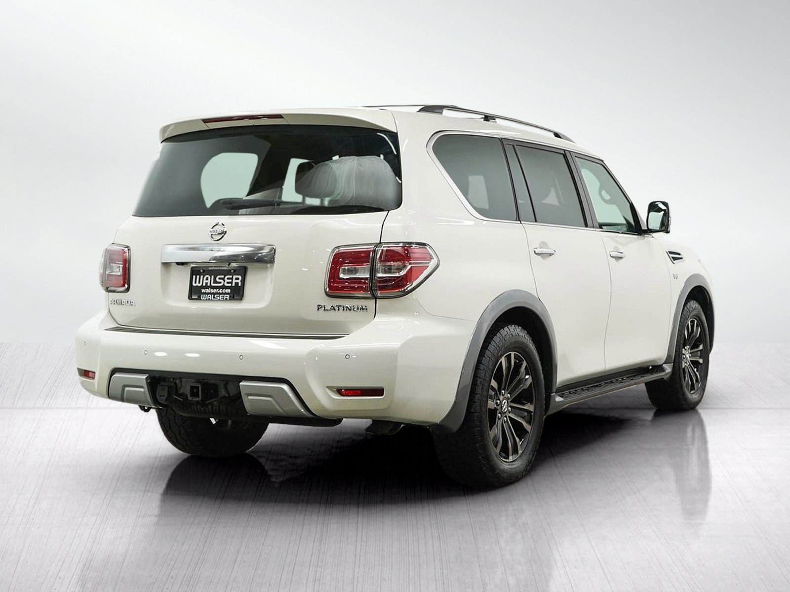 Used 2017 Nissan Armada Platinum AWD/4WD image 5