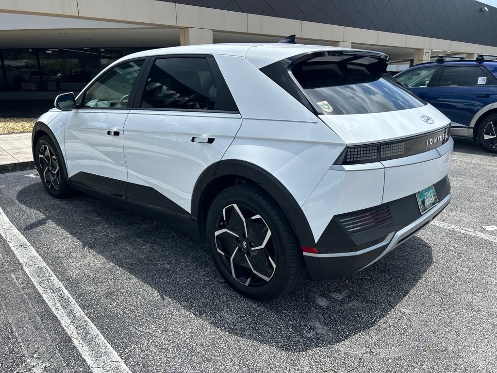 Used 2023 Hyundai Ioniq 5 SEL w/ Cargo Package RWD image 12