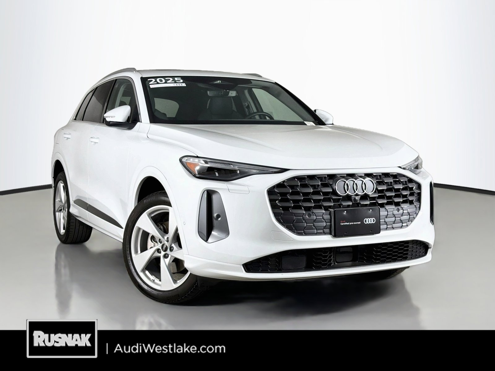 Certified 2025 Audi Q5 Premium w/ Premium Plus